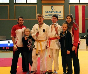 v.l.n.r.: Coach Sandra Smelik, Julia Chitta, Christian Resch, Markus Grünwald, Anna Gstaltner, Coach Johanna Grames